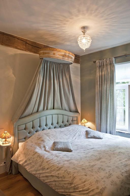 Lozerkasteel Hotell Kruishoutem Rom bilde